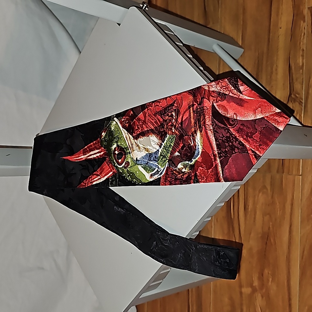 Endangered Species frog tie